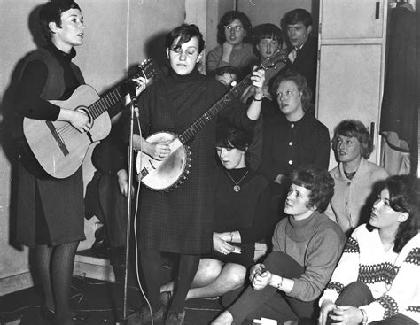 Article explaining the editorial evolution of The Glasgow Herald 8