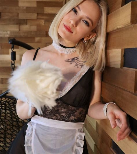 Helena Fox Cam Model Free Live Sex Show Chat Stripchat