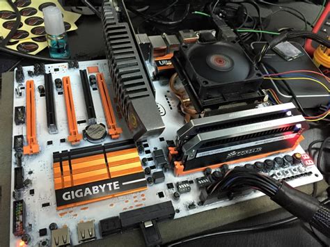 Intel 14nm Broadwell Core i7-5775C and Core i5-5675C Officially ...