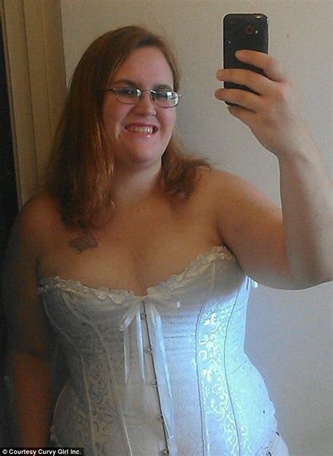 Thick Female Nude Selfie