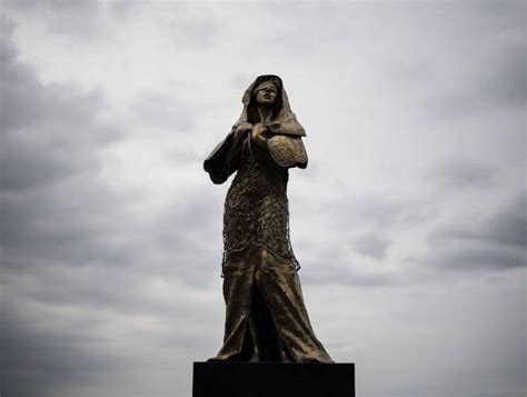 Anger After Philippines Removes Sex Slave Statue Defend Democracy Press