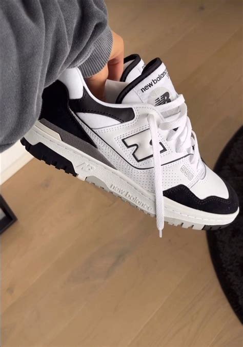 Pin by ANKM on UK FITS | Fashion shoes, Aesthetic shoes, Swag shoes