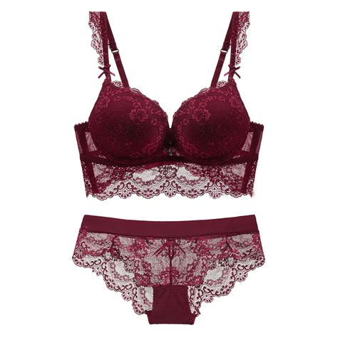 Novo Fino E Fino Moda Sexy Lace Lingerie Conjunto de Sutiã das Mulheres