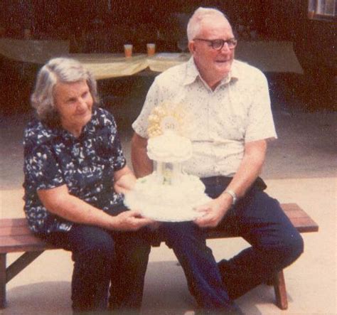 Bessie Myrtle Strickland Fields 1910 1990 Monumento Find A Grave