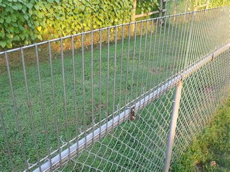 how to add height to chain link fence
