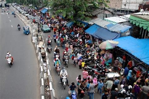 beda nasib pasar gembrong  pasar cipinang besar republika