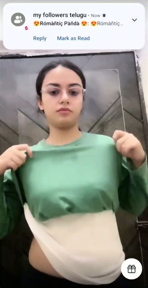 Marshmallow Nude Show Tango Live