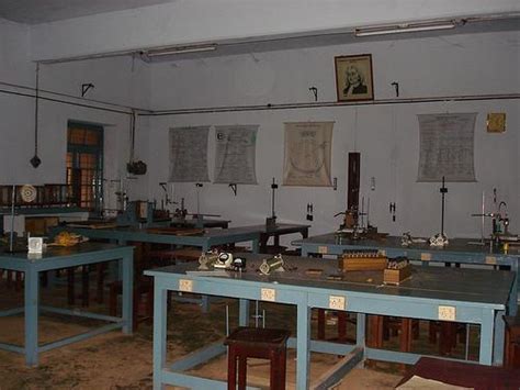 Sree Narayana College Kannur Physics Department