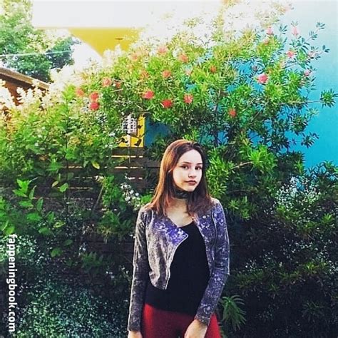 Meninas De Curitiba Marukarv M Fialla Nude OnlyFans Leaks The Fappening Photo 4422162