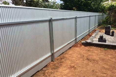 Rail Fencing Basic Steel Adelaide Lonsdale Fencing Garages