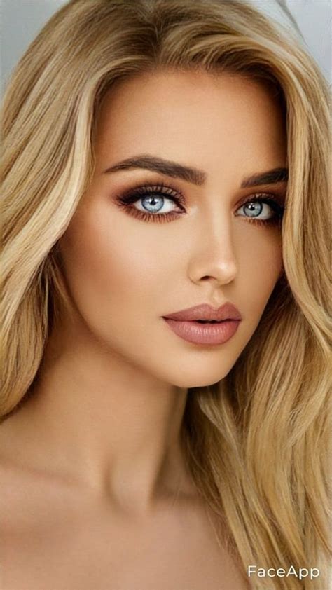 Pin By Francisco Palomino On Retratos Beautiful Blonde Beautiful Women Pictures Blonde Beauty