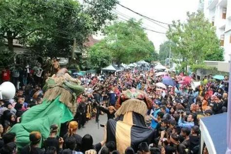 Mengenal Tradisi Unik Sambut Ramadhan Di Berbagai Daerah Di Indonesia