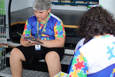 Sejusc Participa Da A O Rua Azul Levando Servi Os De Cidadania