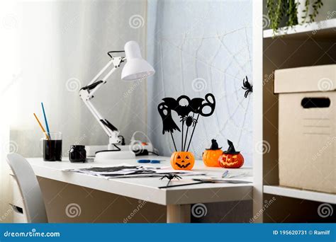 Top 10 Diy Halloween Desk Decorations For A Spooky Office