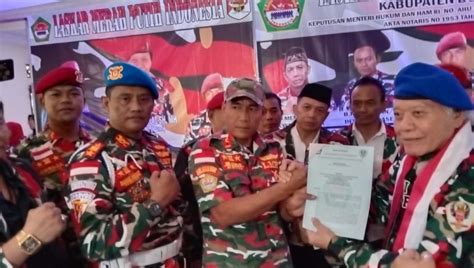 Ketua Umum Laskar Merah Putih Indonesia Lmpi Mayjen Purn Syamsu