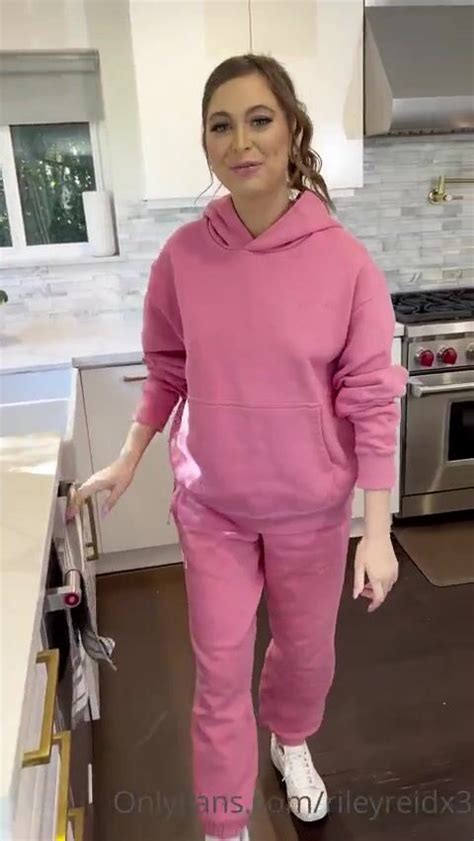 Riley Reid Fuck Kitchen