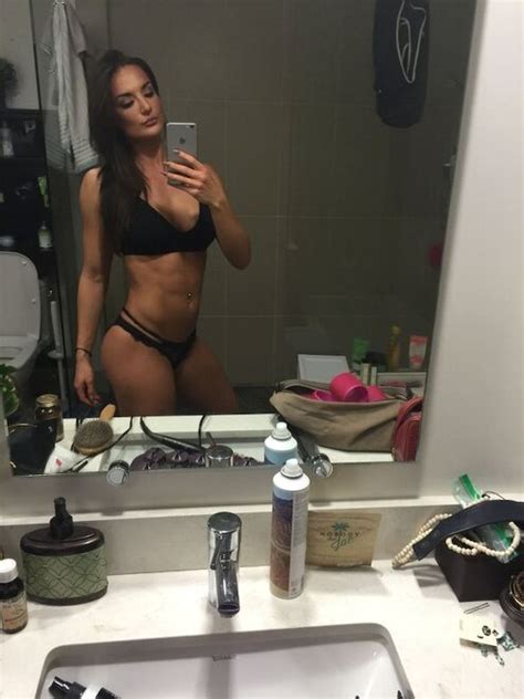 Really Impressive Stomach Porn Pic