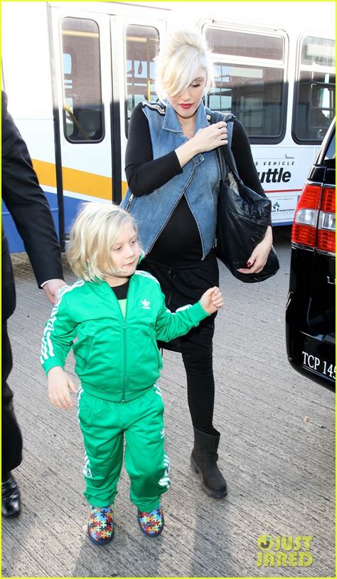 Gwen Stefani S Sons Kingston Zuma Wear Matching Track Suits Photo