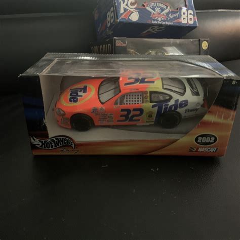1999 Mattel Hot Wheels NASCAR 32 Scott Pruett Tide 1 24 Model Race Car