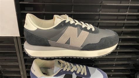 New Balance V Black Magnet Style Number Ms V Youtube