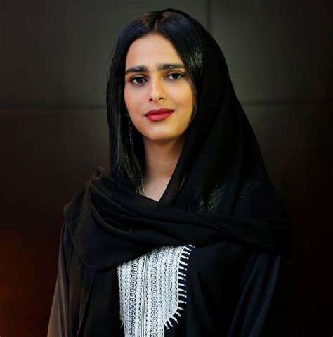 Sheikha Al Thani شيخه ال ثاني Satuc