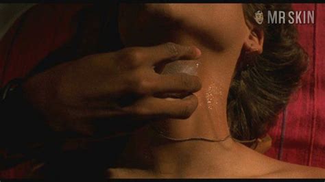 Do The Right Thing 1989 Nude Scenes Pics Clips Ready To Watch Mr Skin