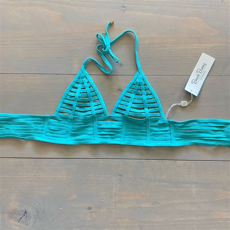 Beach Bunny Hard Summer Bikini Gem