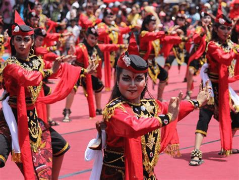 Ini Dia 10 Macam Tari Jawa Timur Dengan Ciri Khasnya