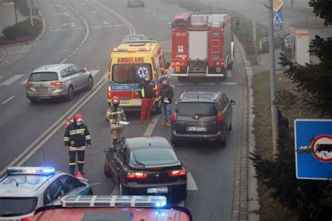 Wypadek Na Ulicy Witelona W Legnicy Zdj Cia Legnica Nasze Miasto