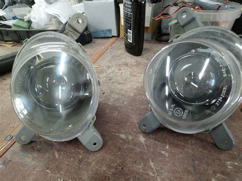 Линзы в туманки — Volvo S60 (1G), 2,4 л, 2005 года | тюнинг | DRIVE2