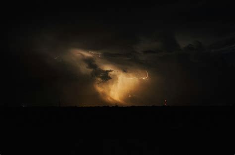 Lightning Strike · Free Stock Photo