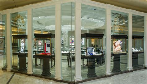 La Maison D'or - Ottawa Wedding Magazine