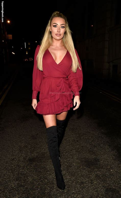 Chloe Crowhurst Nude OnlyFans Leaks Fappening Page 3 FappeningBook