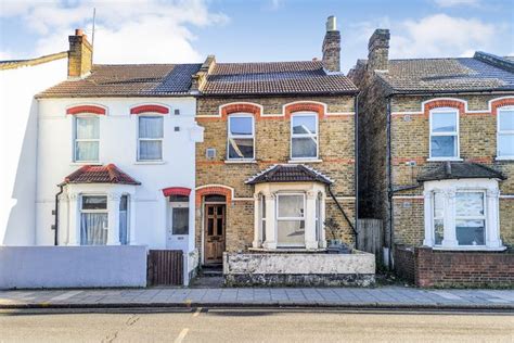 Whitton Road Hounslow Tw3 3 Bedroom Terraced House For Sale