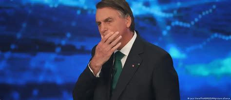 Polic A De Brasil Halla Otra Pol Mica Joya Que Jair Bolsonaro Intent