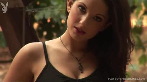 Smoking Hot Brunette Gets Naked Outdoors Xxxbunker Porn Tube