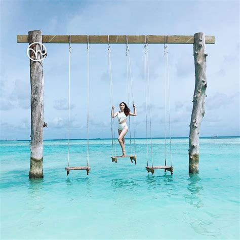 Bảo Thy tung ảnh bikini trong kỳ nghỉ sang chảnh ở Maldives