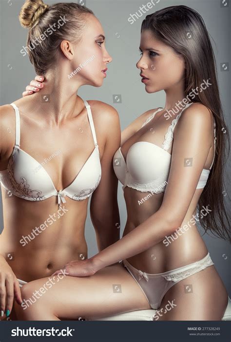 Two Beautiful Sexy Lesbian Women Erotic 스톡 사진 277328249 Shutterstock