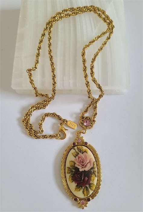 Vintage 1928 Jewelry Rose Gold Tone Pendant Necklace Gem