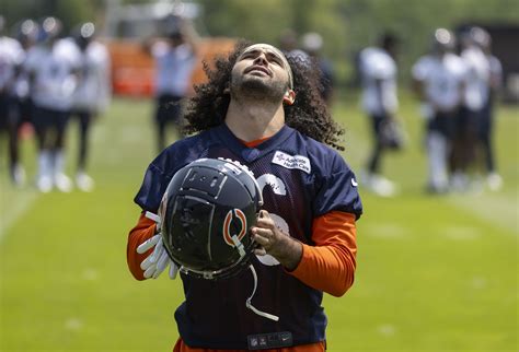 Photos Chicago Bears Return To Halas Hall For Otas Chicago Tribune