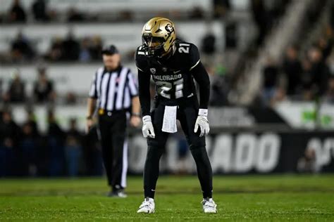 Shilo Sanders Earns Praise for His Composure During 2025 NFL Draft - TMSPN