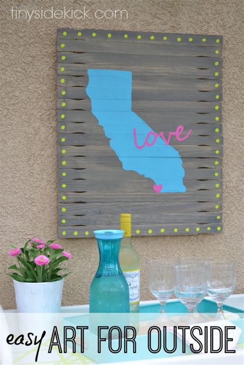 25 DIY Wood Signs Showcasing Your Designs with Rusticness at its Best!