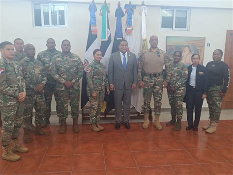 Regimiento Guardia De Honor Del MIDE Realiza Encuentro En Honor Al