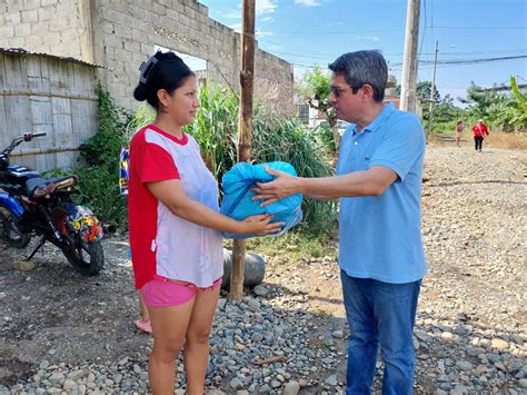 Más de 1 600 kits con ayuda humanitaria ha entregado el MIES a familias