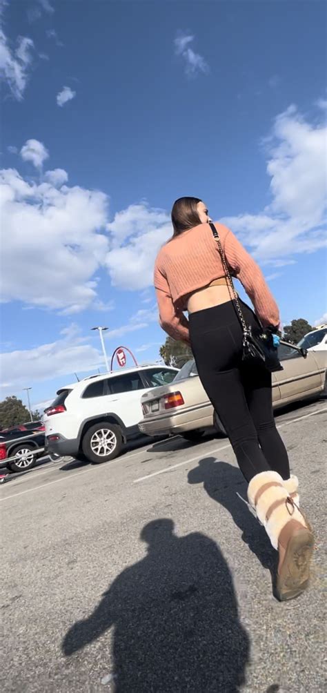 Pretty Blonde In Leggings OC Spandex Leggings Yoga Pants Forum