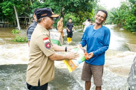 Kampung Halaman Pj Bupati Muba Ikut Terendam Banjir Jalan Penghubung