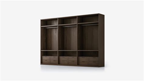 Walk In Closet Naked Santalucia