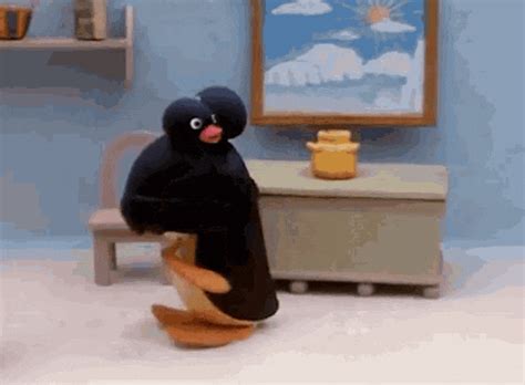 pingu gif pingu discover share gifs
