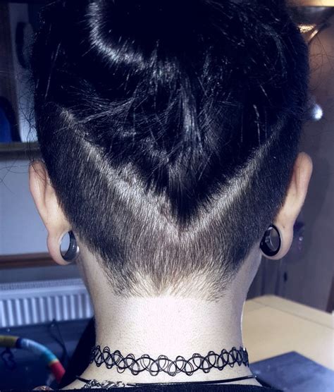 Pin On Gwallt A Harddwch Hairandbeauty