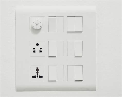 Choosing The Best Electrical Outlets And Switches For Your Home Mummy